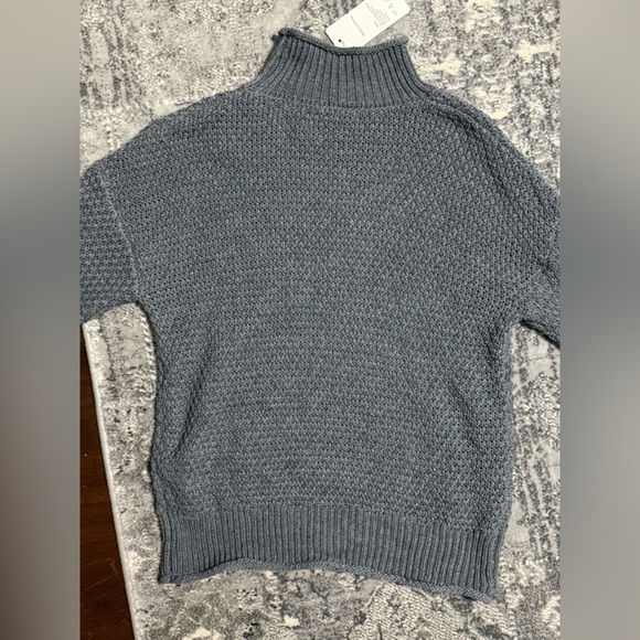 Girls Cozy Gray Mock Neck Sweater, Size Large - Picture 4 of 8